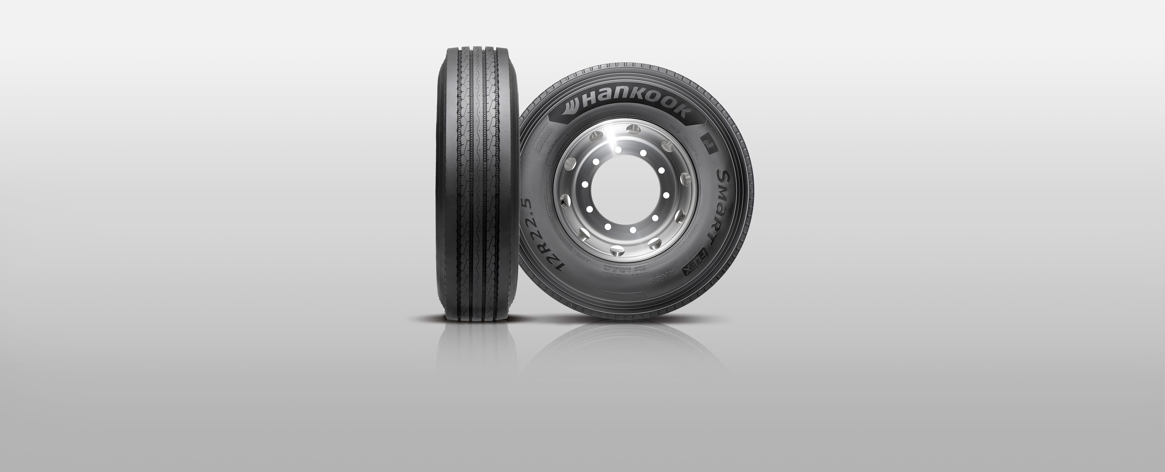 Hankook Tire & Technology-Tires-Smart--Smart Flex-AH35-Special tread design and multi 3-Dimensional Sipes provide high mileage and enhanced traction performance in various road conditions