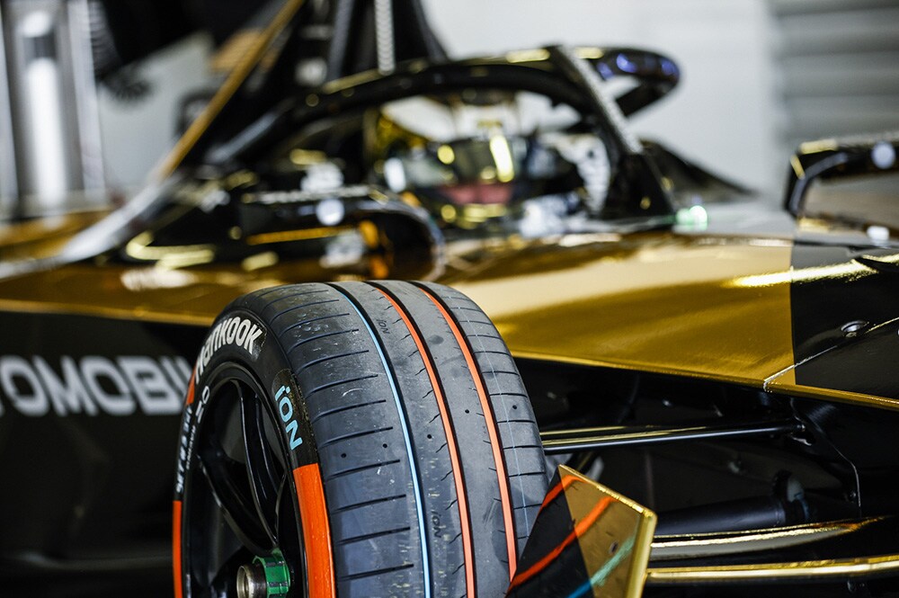 韩泰赛车轮胎在燃油和电动两个领域大放异彩3