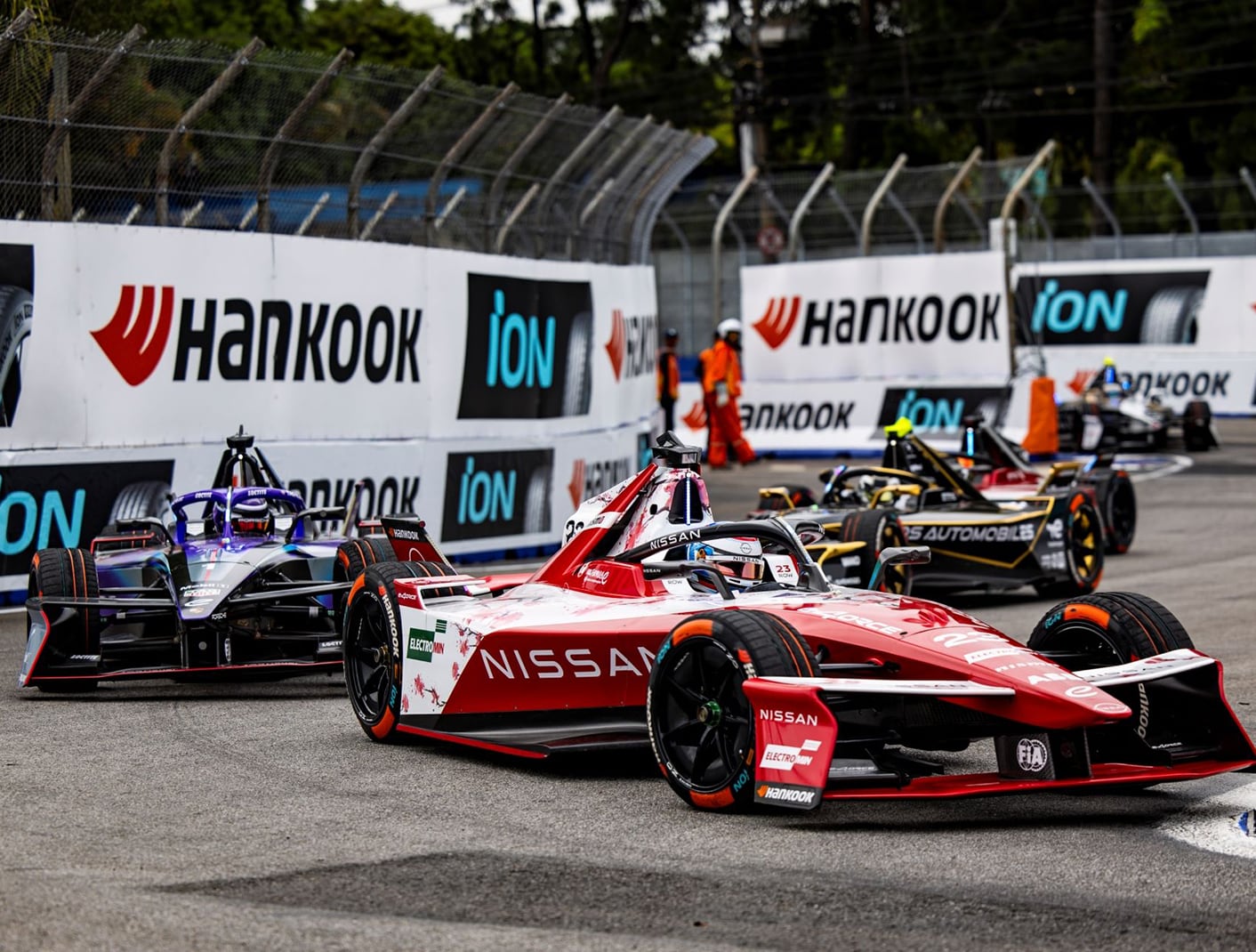 赛道之上，实力印证：韩泰轮胎以赛事合作驱动技术革新与品牌升华