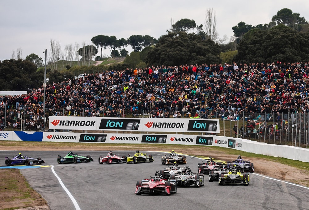 韩泰ion赛车轮胎助力电动方程式马德里站竞逐升级_2